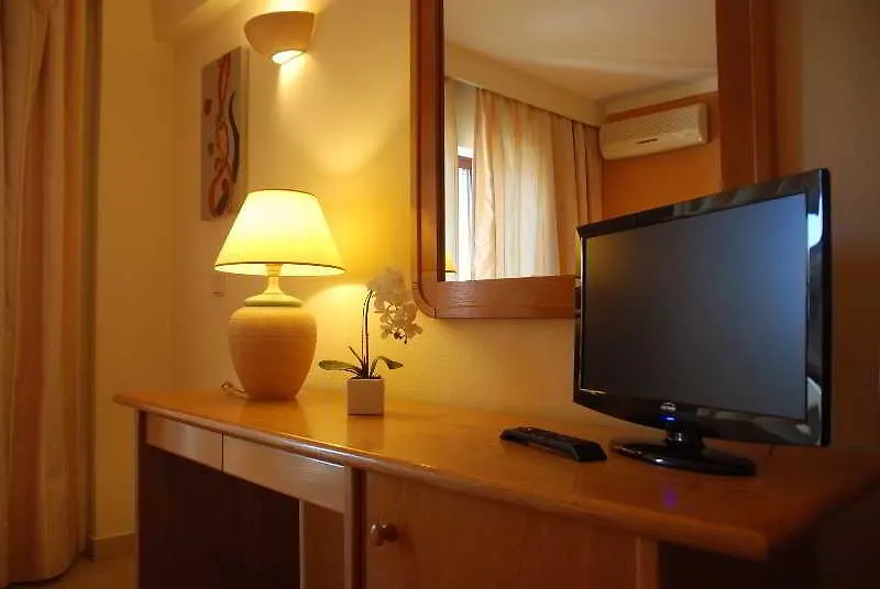 Hotel Alba Monte Gordo 4*,