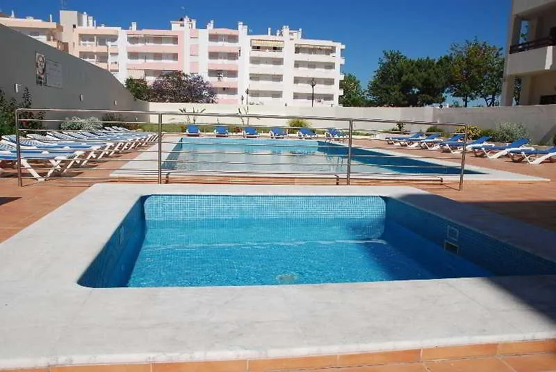 Hotel Alba Monte Gordo 4*,