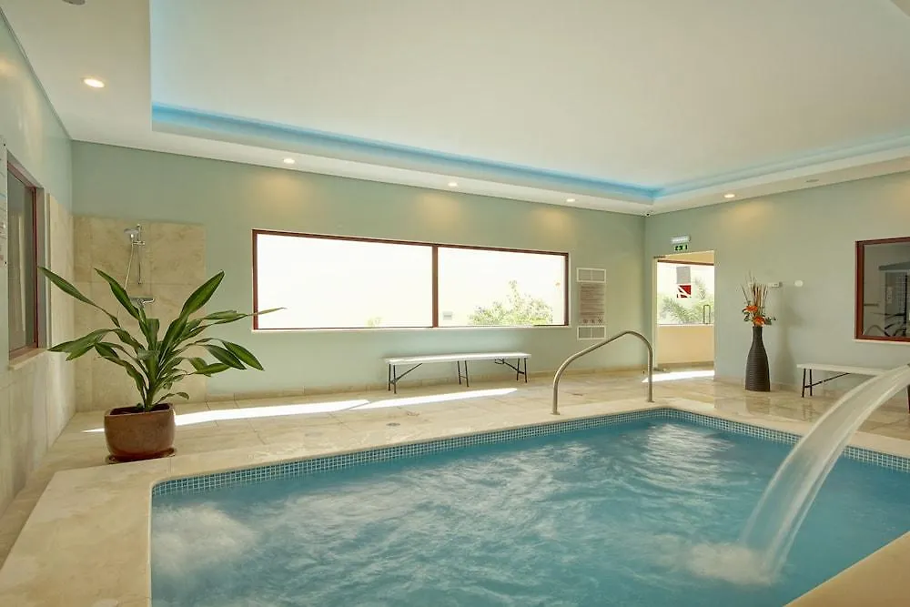 Hotel Alba Monte Gordo 4*,